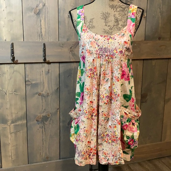 H&M Dresses & Skirts - H&M Garden Collection flowered sundress size 8